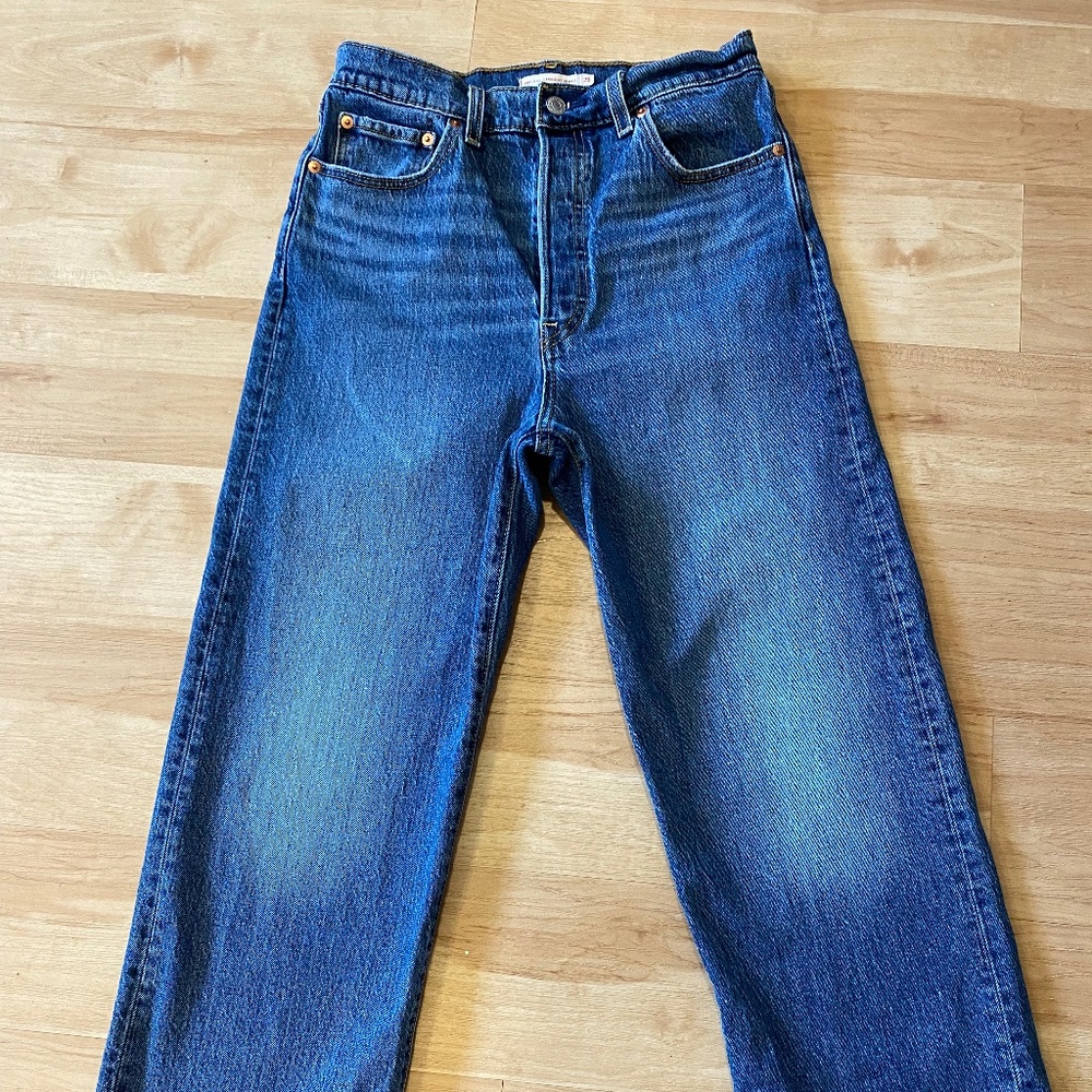 Levi’s ribcage straight ankle jeans W 29 x 29